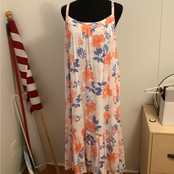 Dresses & Skirts - Sundress